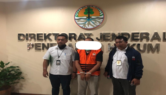 You are currently viewing USAI VONIS AZEMAN, GAKKUM KLHK BIDIK AKTOR LAIN