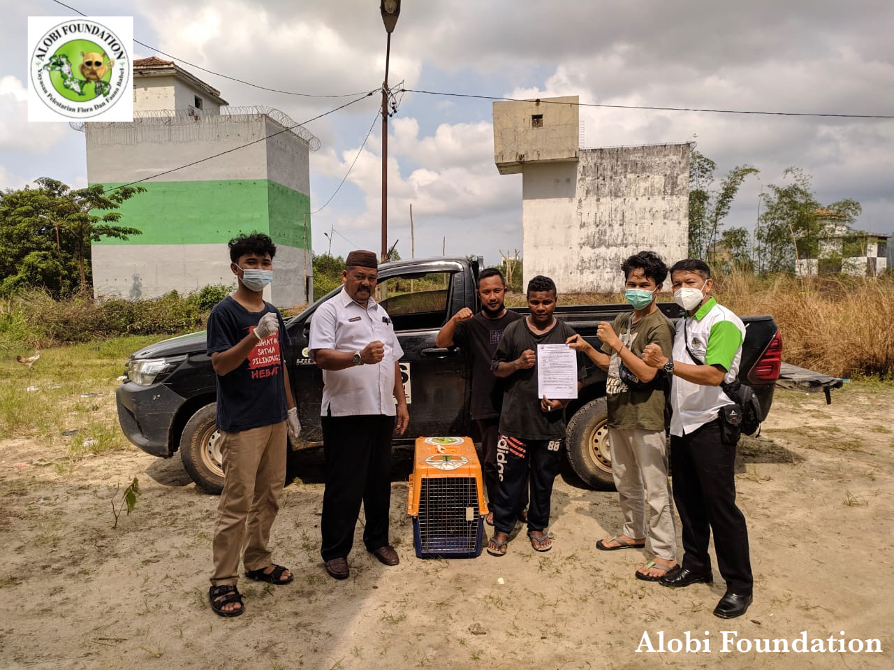 Read more about the article Alobi dan BKSDA Selamatkan 2 Ekor Kukang Induk dan Anak