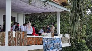 Read more about the article Memperingati Hari Kesetiakawanan Sosial Nasional Menteri Sosial Melepasliarkan Elang Brontok (Spizaetus Cirrhatus) di Gunung Bersejarah