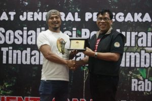 Read more about the article Sosialisasi Peraturan Perundang-undangan Tumbuhan dan Satwaliar Dilindungi oleh Direktorat Penegakan Hukum KLHK RI