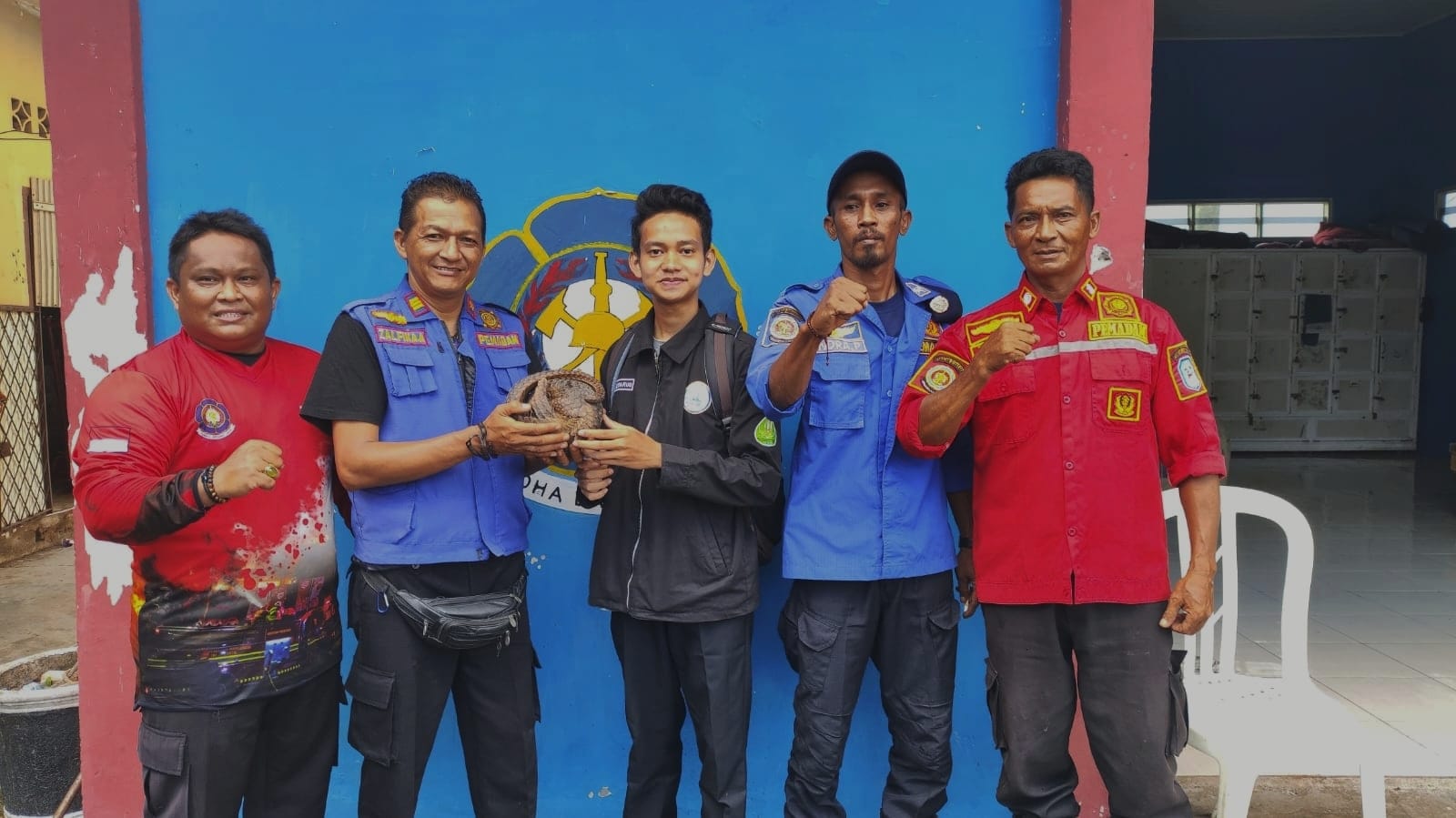 Read more about the article Trenggiling Lagi! Banyaknya Trenggiling Masuk Pemukiman Warga: Kemungkinan Penyebab / Pangolins Again! The Rising Number of Pangolins Entering Human Settlements: Possible Causes